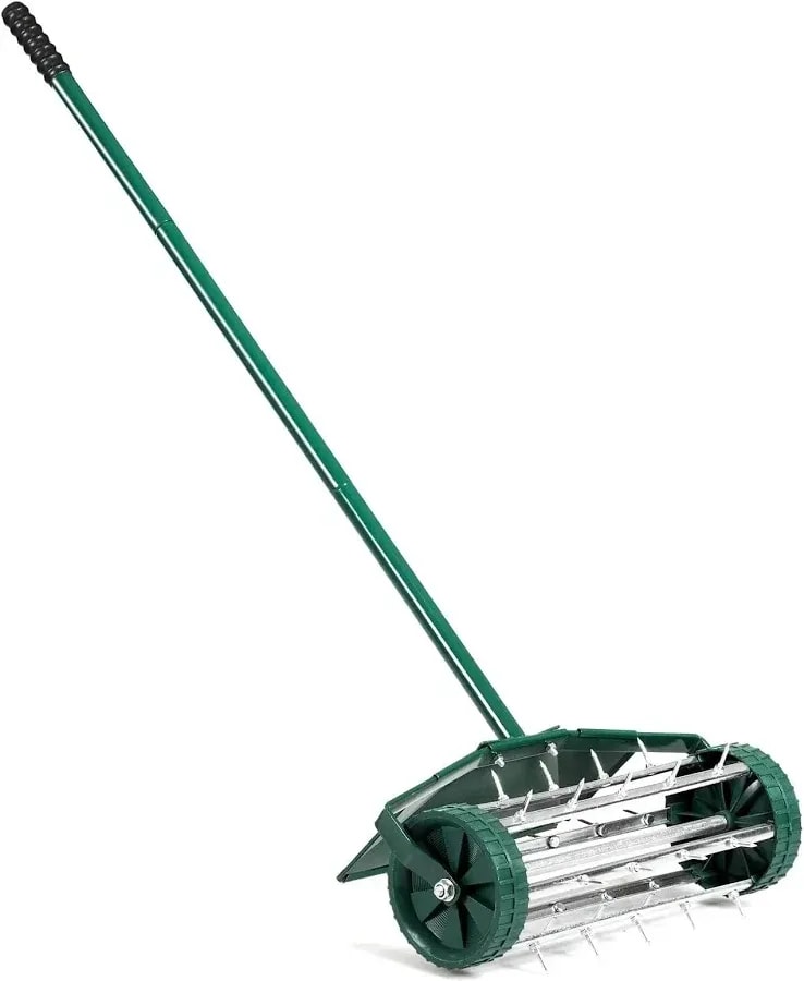 Rolling lawn aerator with fender, 18-inch