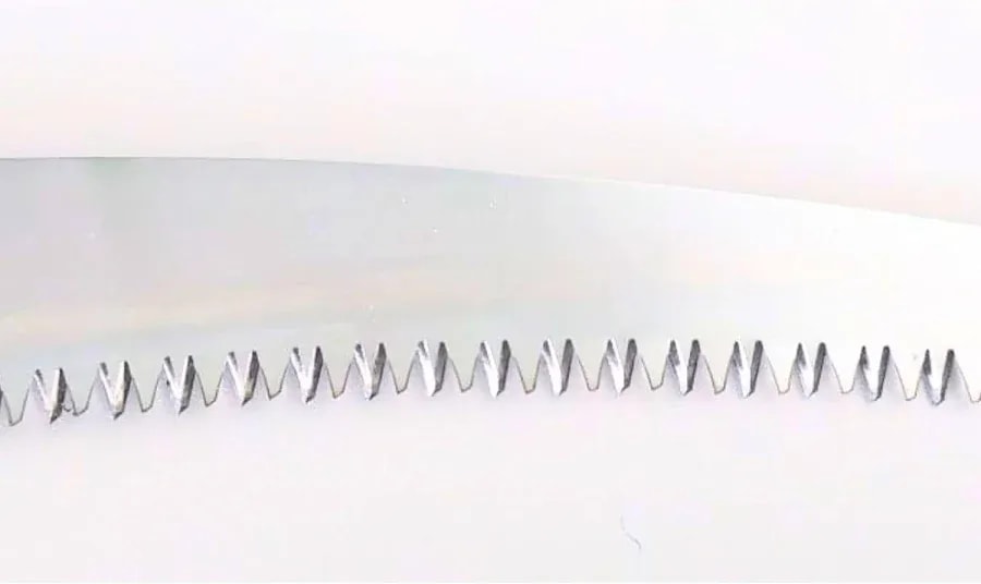 Curved pruning saw with sheath, 13-inch blade
