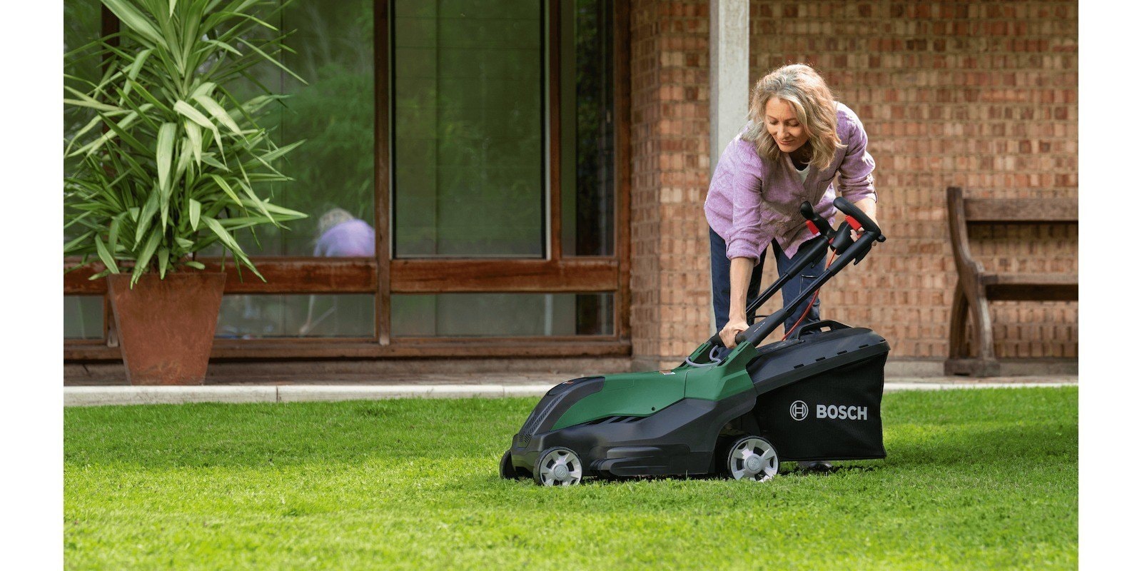 Bosch AdvancedRotak 36V-40-650 Cordless Lawnmower, 36V, 40cm