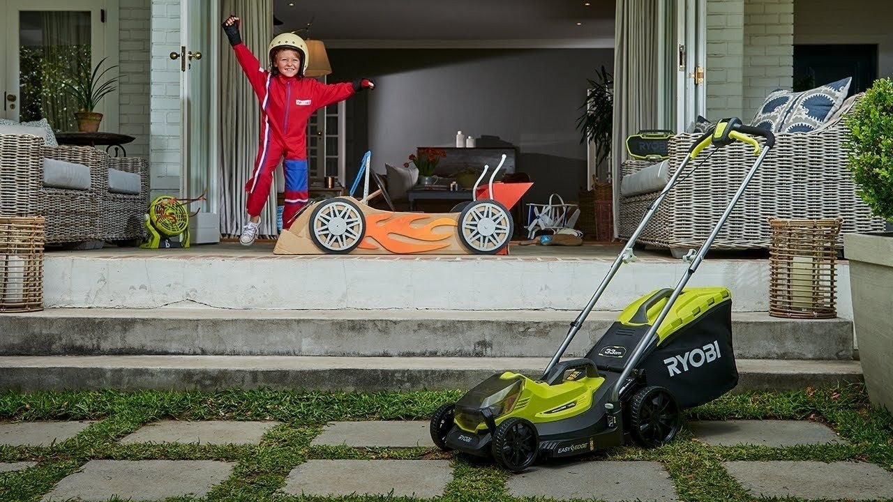 Ryobi RLM18X33B40 Electric Lawn Mower 33cm 18V