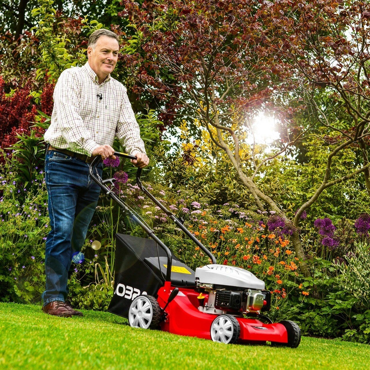 Cobra M41C Petrol Lawn Mower with 41cm Cutting Width