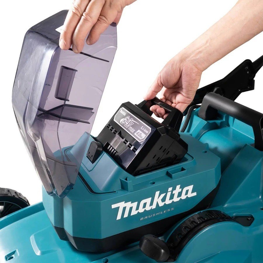 Makita LM002JM101 64Vmax Brushless Lawn Mower 534mm