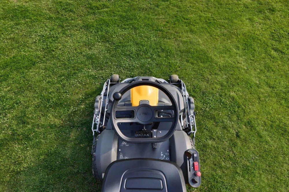Stiga Park 500 WX 586cc Front Cut Ride-On Mower