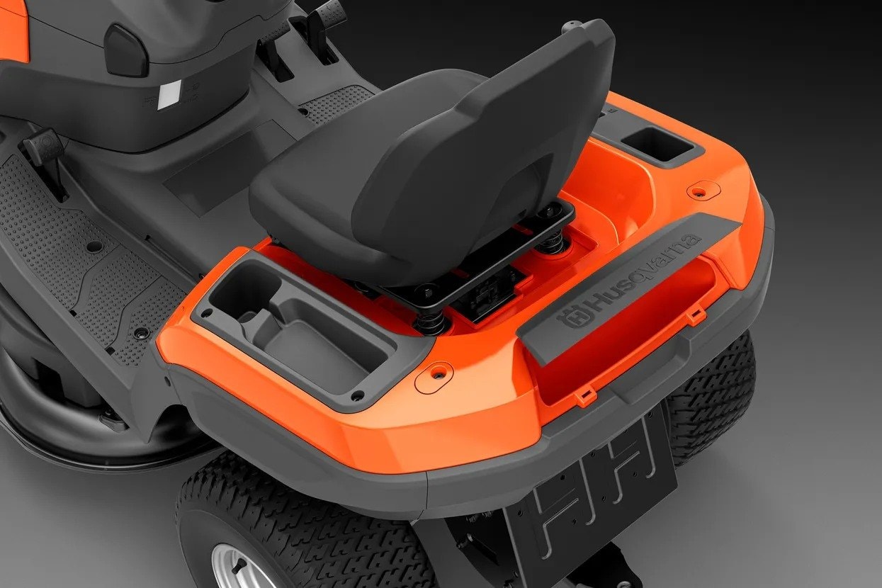 Husqvarna TS 215T Petrol Ride-On Garden Tractor 95 cm