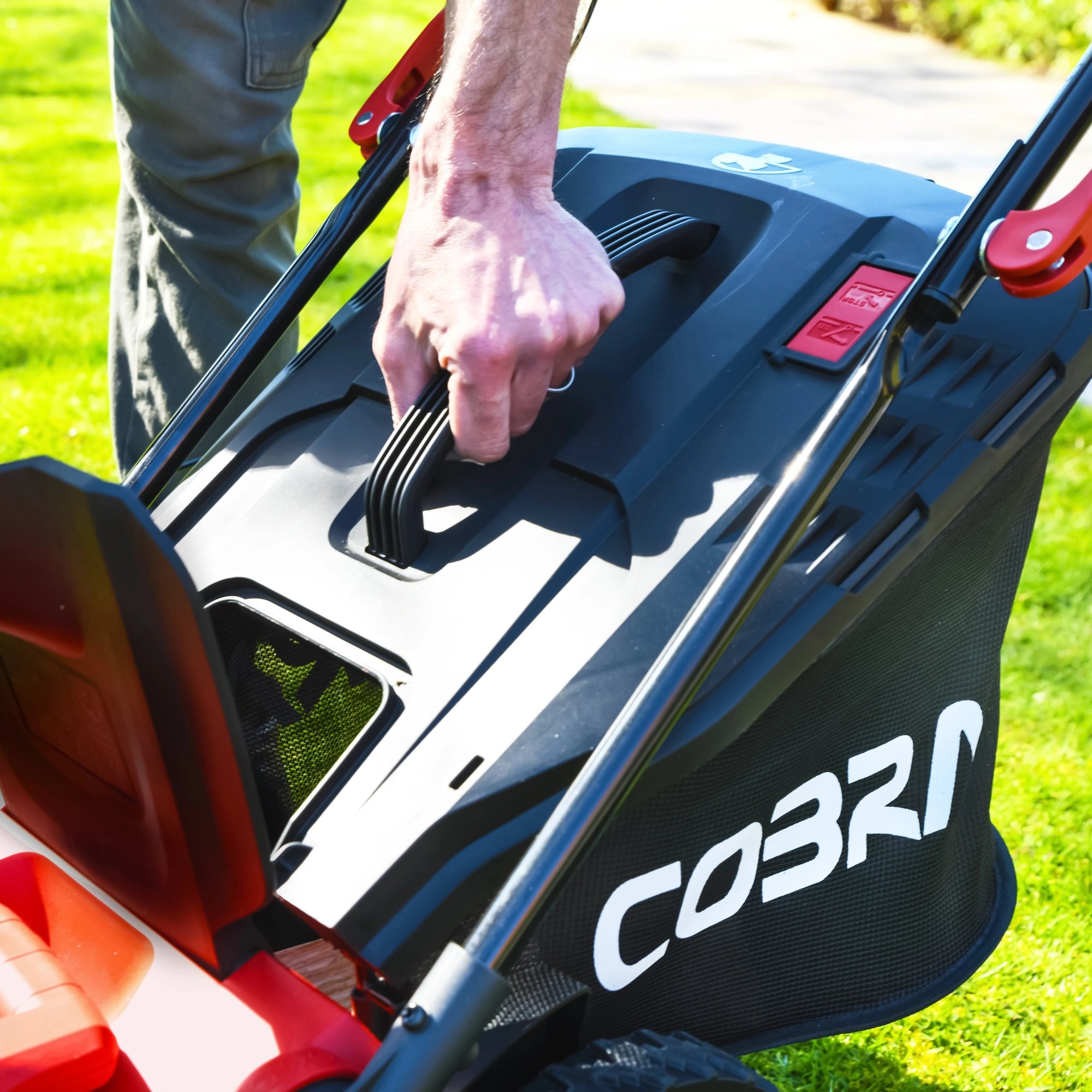 Cobra MX3440VX Cordless Lawnmower 34cm 40V