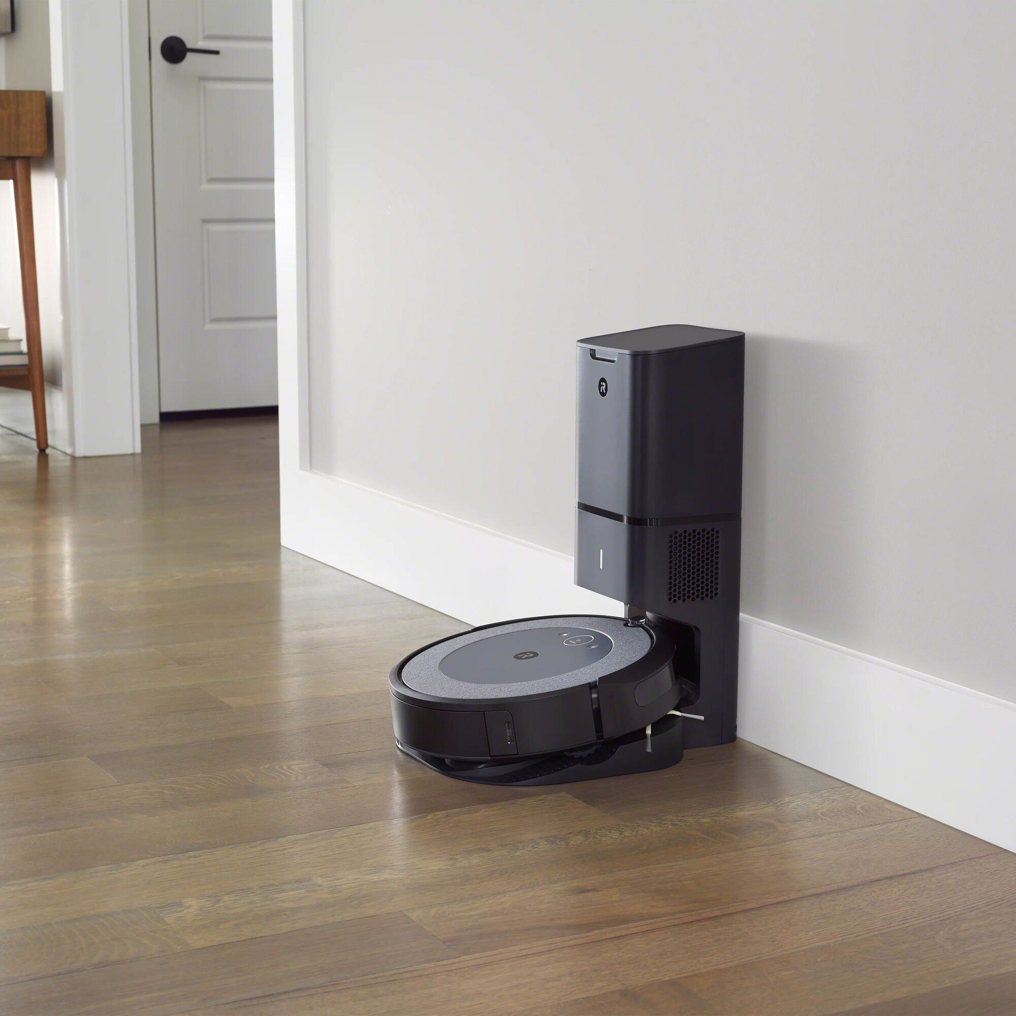 iRobot Roomba i3+ Robot Vacuum with Self-Emptying Base