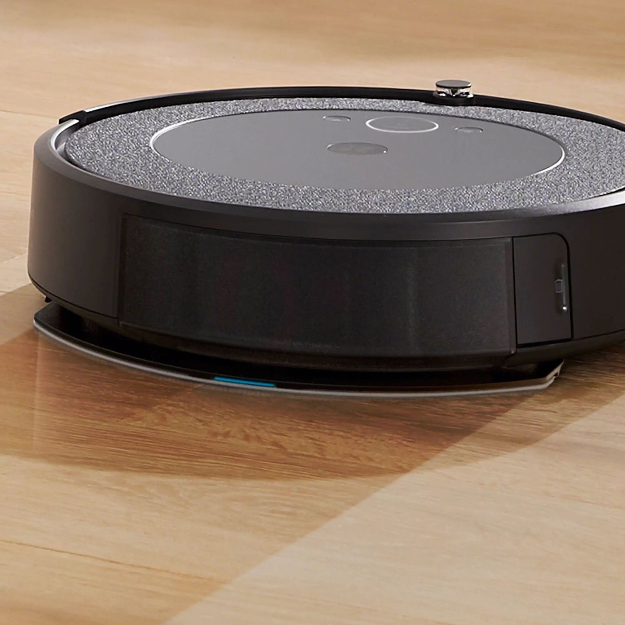 iRobot Roomba Combo i5+ Robot Vacuum & Mop with Automatic Dirt Disposal
