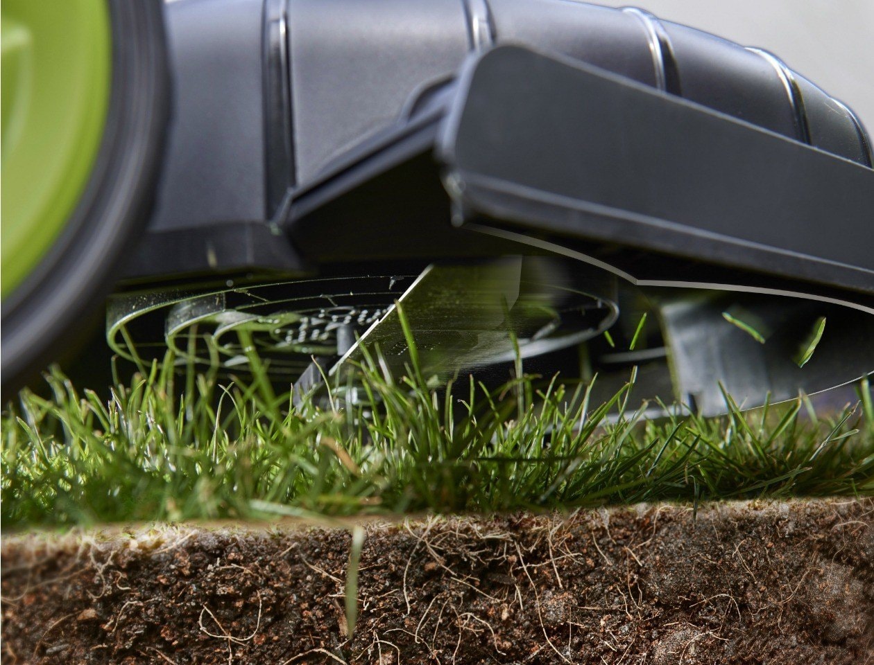 Gtech SLM50 Cordless Lawn Mower 18V 25cm