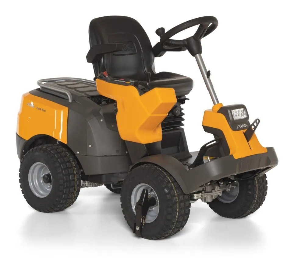Stiga Park Pro 900 WX 4WD Ride On Mower