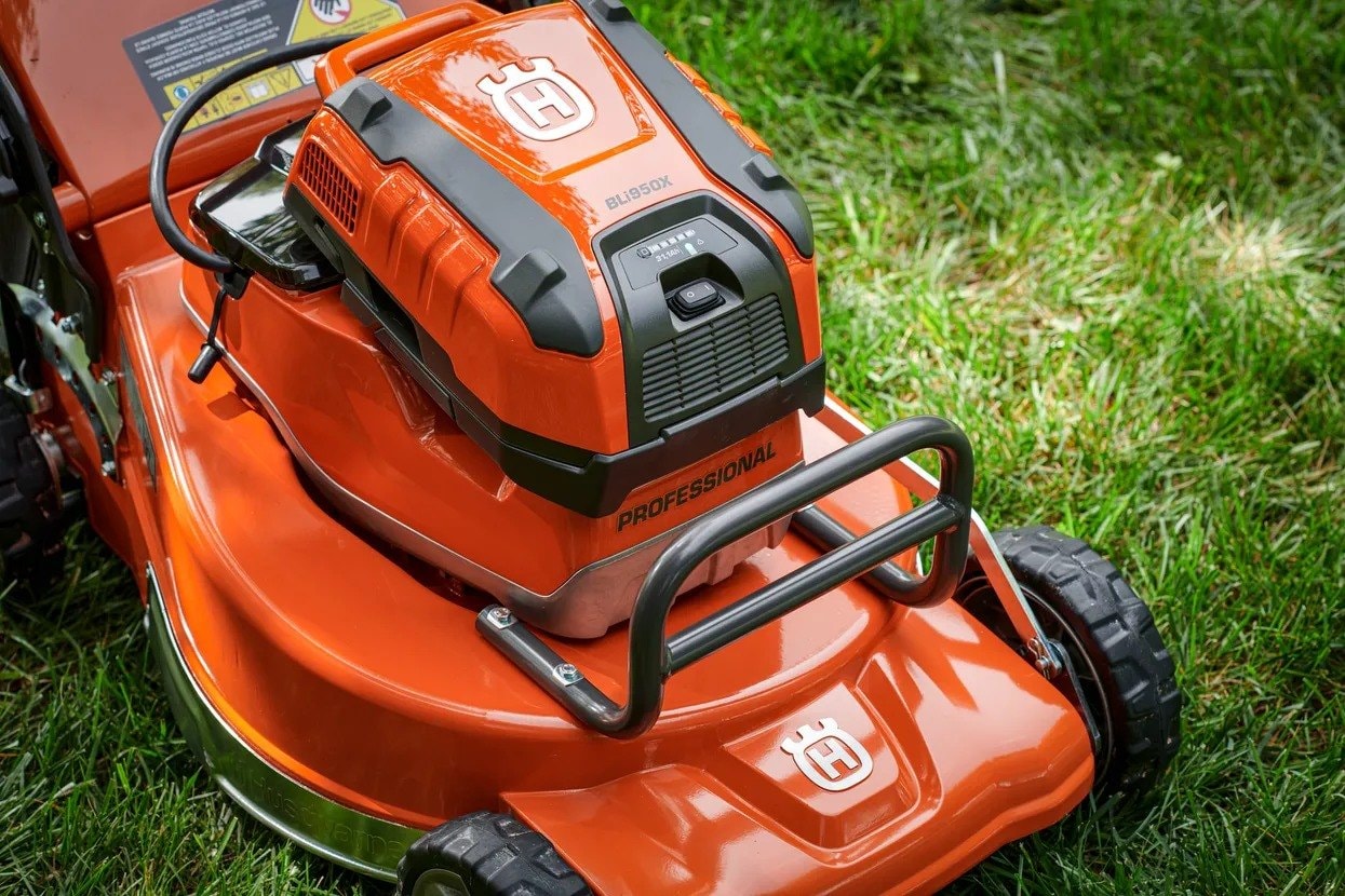 Husqvarna LC 551iV Walk-behind Mower 51 cm