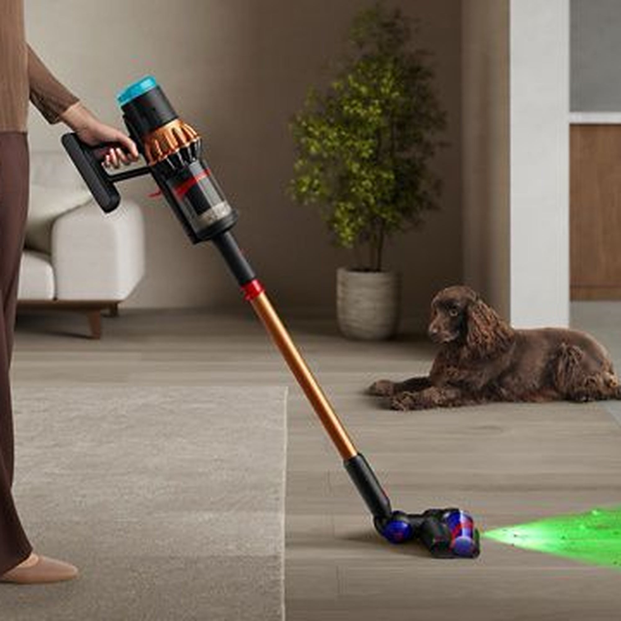Dyson V16 Piston Animal + Floor Dok Black Copper