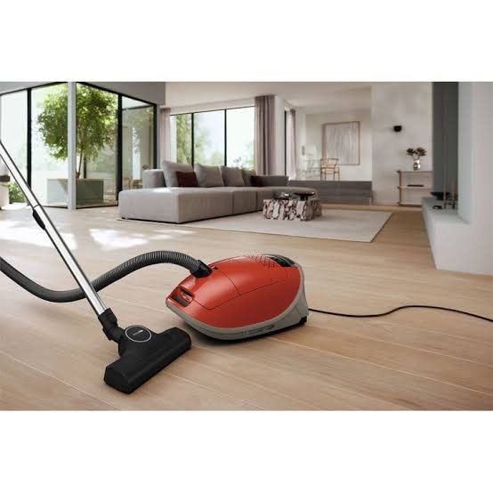 Miele Guard M1 Canister Vacuum Terra Red 12704600
